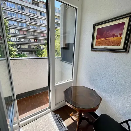 Mirochka Apartment Belgrade